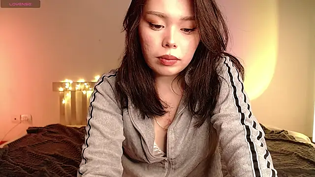 Snapshot of Mellovely chatting on 01.02.25 Mellovely online show from 01.02.25