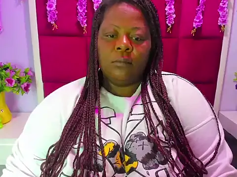 Snapshot of rocio_bbw_ chatting on 12.02.25 rocio bbw online show from 12.02.25