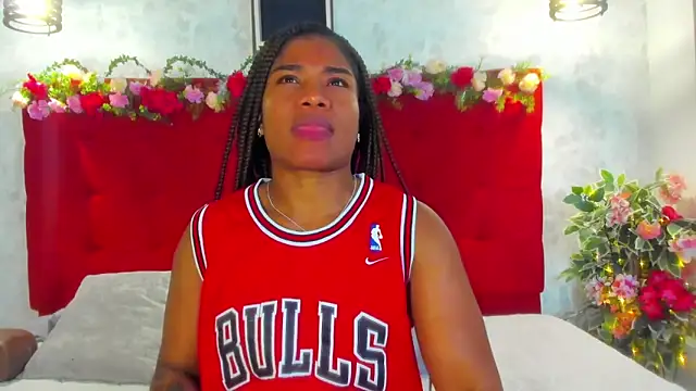 SilvannaFit online show from 11.11.25