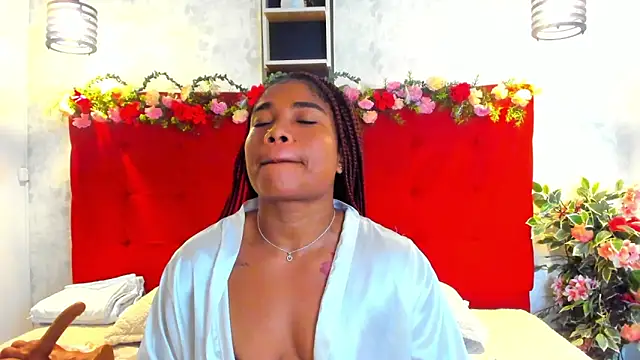 SilvannaFit online show from 04.29.26