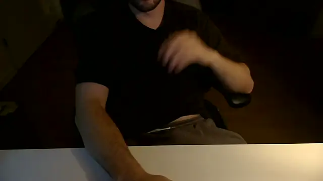 Snapshot of taallguyy_196 chatting on 12.05.25 taallguyy 196 online show from 12.05.25