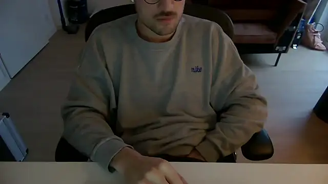 Snapshot of taallguyy_196 chatting on 01.14.26 taallguyy 196 online show from 01.14.26