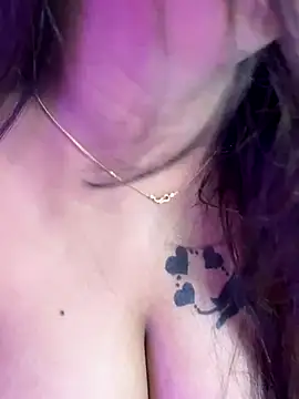 Snapshot of wildestcouplee chatting on 12.03.25 wildestcouplee online show from 12.03.25