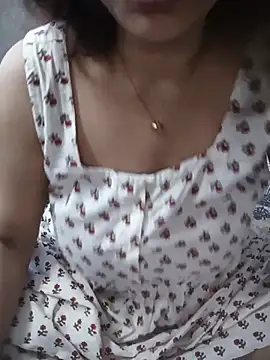 Snapshot of Sneha_gril chatting on 07.28.26 Sneha gril online show from 07.28.26