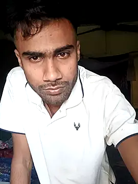 Skinny Bigass 23 online show from 02.17.25