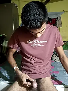 Skinny Bigass 23 online show from 03.05.25