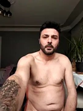 Snapshot of hot_man_eray chatting on 04.14.26 hot man eray online show from 04.14.26