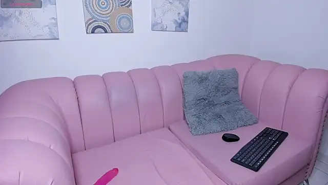 Snapshot of Aaliyah_Salma chatting on 12.12.24 Aaliyah Salma online show from 12.12.24