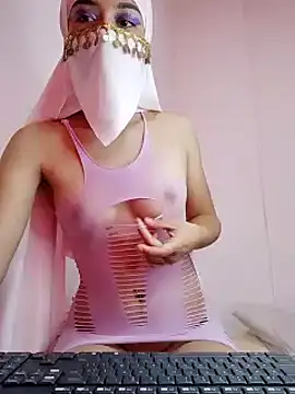 Snapshot of Aaliyah_Salma chatting on 02.23.25 Aaliyah Salma online show from 02.23.25