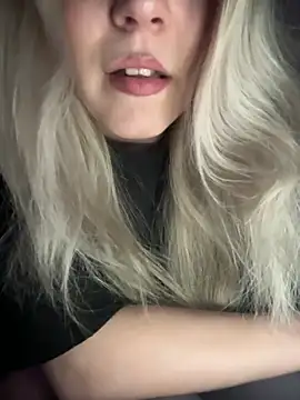 SUSELLAM1 online show from 04.14.26