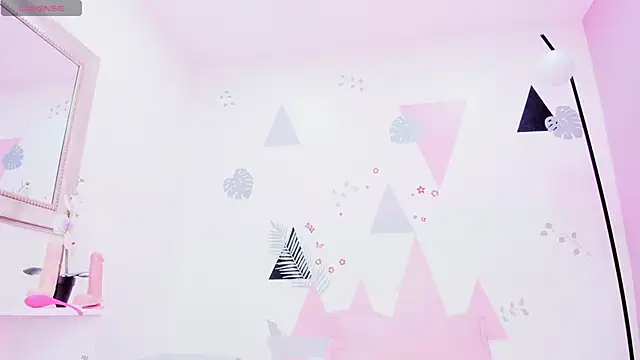 Snapshot of ILENAHEY chatting on 09.26.25 ILENAHEY online show from 09.26.25