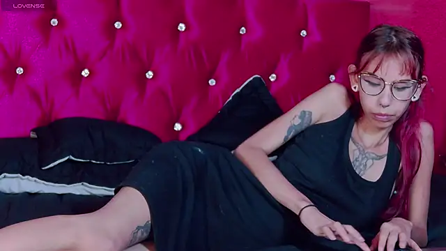 Lunamistyc online show from 11.22.25