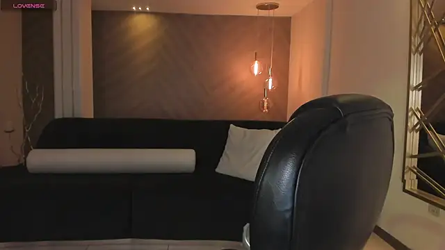 KaiaFerreira online show from 10.27.25