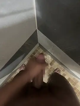 Snapshot of mylovetr1 chatting on 03.15.25 mylovetr1 online show from 03.15.25