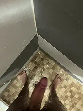 Snapshot of mylovetr1 chatting on 02.15.26 mylovetr1 online show from 02.15.26