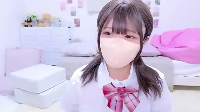 aki zzz online show from 06.10.26