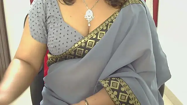 Snapshot of indian_anu_mallu chatting on 09.19.25 indian anu mallu online show from 09.19.25
