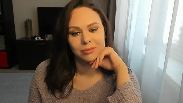 Snapshot of MollyCheiz chatting on 11.03.25 MollyCheiz online show from 11.03.25