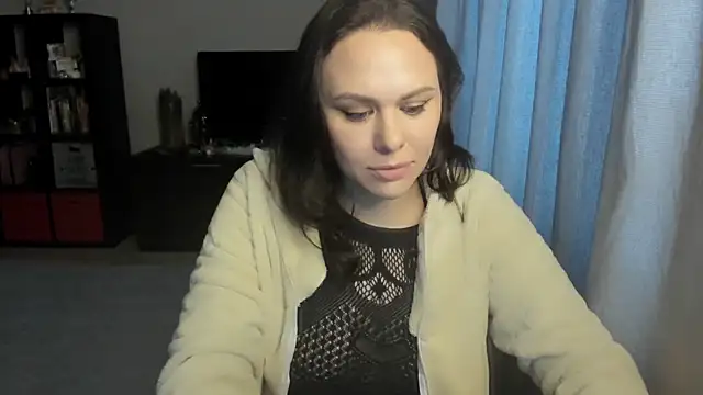 Snapshot of MollyCheiz chatting on 01.17.26 MollyCheiz online show from 01.17.26