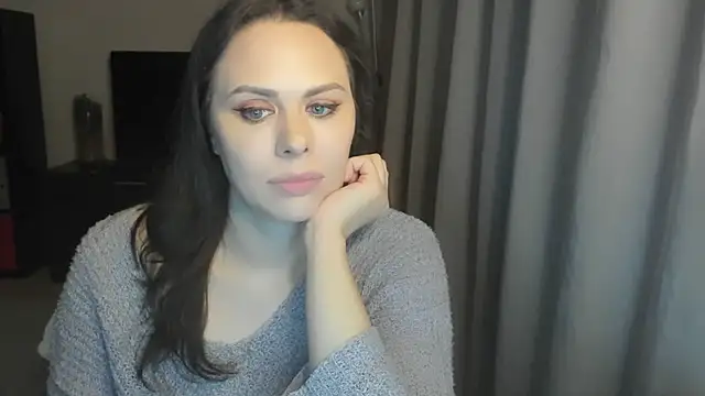Snapshot of MollyCheiz chatting on 03.13.26 MollyCheiz online show from 03.13.26