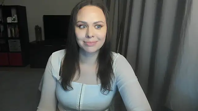 Snapshot of MollyCheiz chatting on 03.19.26 MollyCheiz online show from 03.19.26