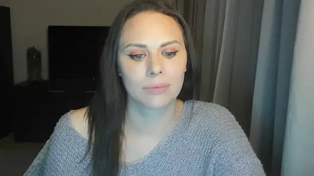 Snapshot of MollyCheiz chatting on 04.05.26 MollyCheiz online show from 04.05.26