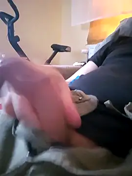 Snapshot of Osmon chatting on 02.13.26 Osmon online show from 02.13.26