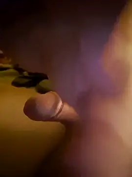 Snapshot of Osmon chatting on 02.25.26 Osmon online show from 02.25.26