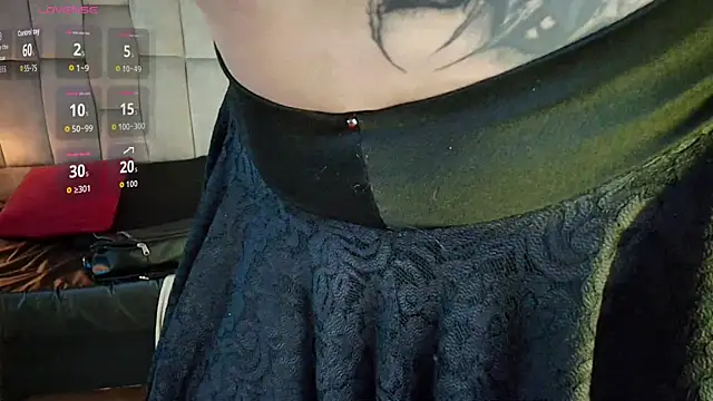 honney dark online show from 04.24.26