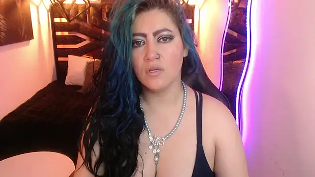 scarleth blue online show from 04.16.26