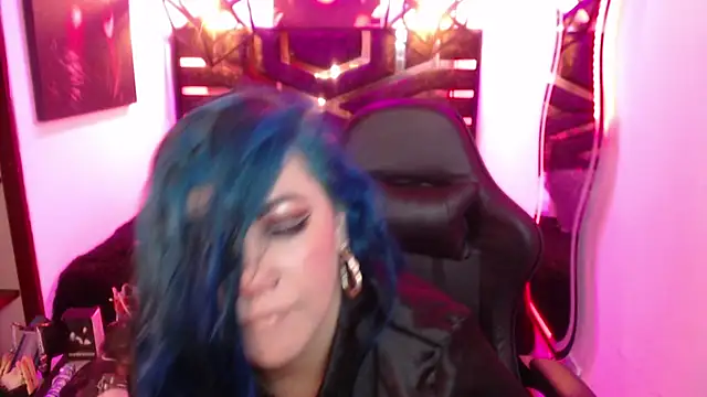 scarleth blue online show from 05.05.26