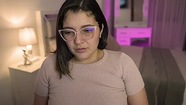 Camilaa bueno online show from 01.04.25