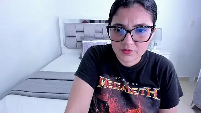 Snapshot of Camilaa_bueno chatting on 07.03.26 Camilaa bueno online show from 07.03.26