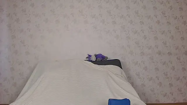 sofiaa here online show from 06.15.26