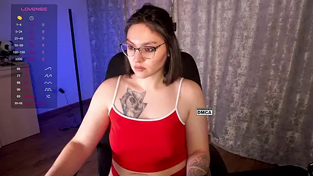 Snapshot of Hoot_owl_cb chatting on 11.13.25 Hoot owl cb online show from 11.13.25