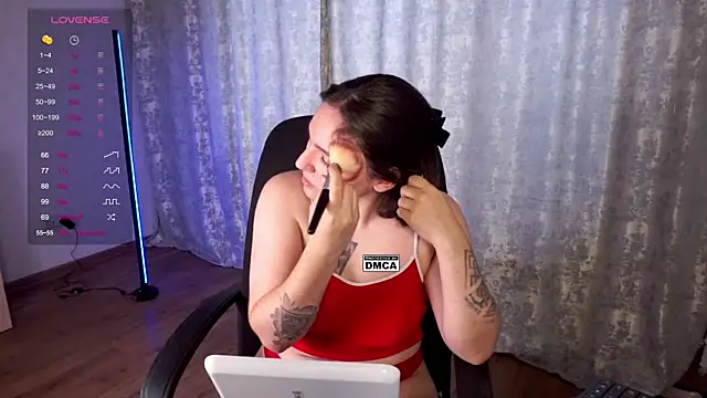 Snapshot of Hoot_owl_cb chatting on 11.21.25 Hoot owl cb online show from 11.21.25