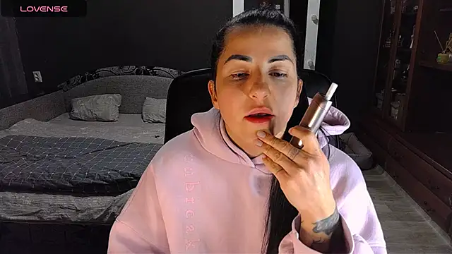 Snapshot of Aria_Dl chatting on 01.13.26 Aria Dl online show from 01.13.26