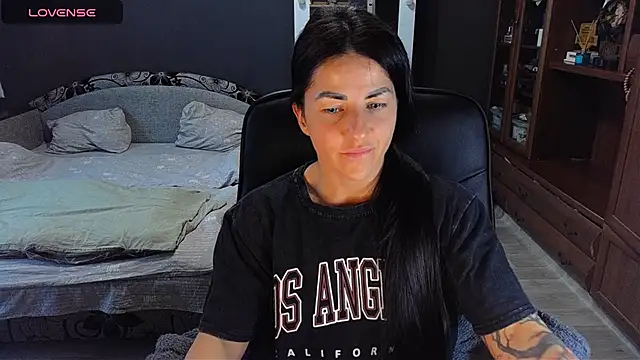 Aria Dl online show from 03.30.26