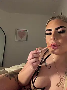 UKJuicyPrincess online show from 02.13.25