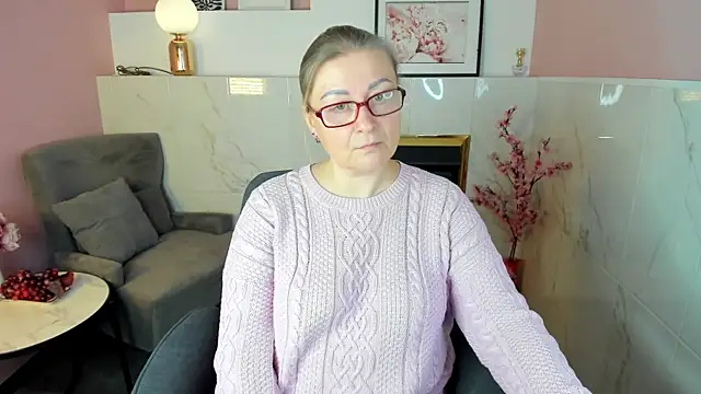 AlexandraKind online show from 11.30.25