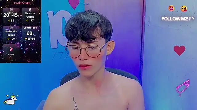 Snapshot of tanjiro_cute chatting on 05.27.26 tanjiro cute online show from 05.27.26