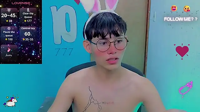 Snapshot of tanjiro_cute chatting on 05.31.26 tanjiro cute online show from 05.31.26