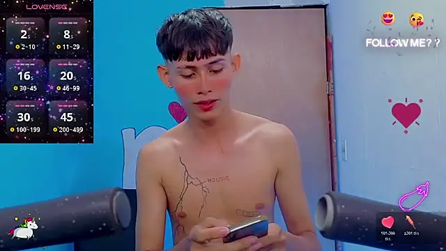 Snapshot of tanjiro_cute chatting on 06.08.26 tanjiro cute online show from 06.08.26