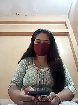 Magical Girl- online show from 02.03.25