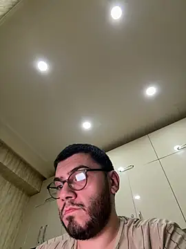 Snapshot of Hellzroom chatting on 03.22.26 Hellzroom online show from 03.22.26