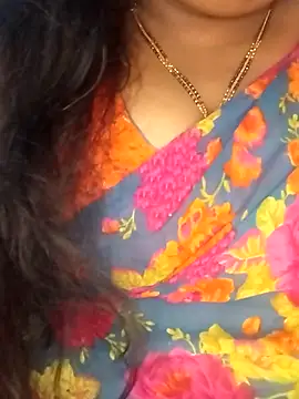 Sexy Radhikaa online show from 12.23.25