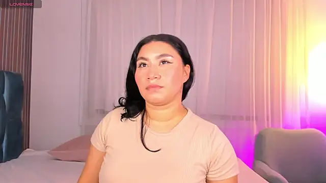leylaclintonxx online show from 10.16.25