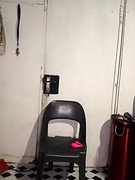 Snapshot of curvyloneah75 chatting on 11.15.25 curvyloneah75 online show from 11.15.25