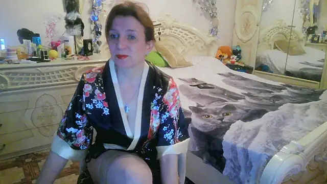 Debra Phoenix online show from 05.10.26