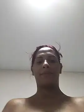 Snapshot of cerejinha_hot chatting on 12.10.24 cerejinha hot online show from 12.10.24